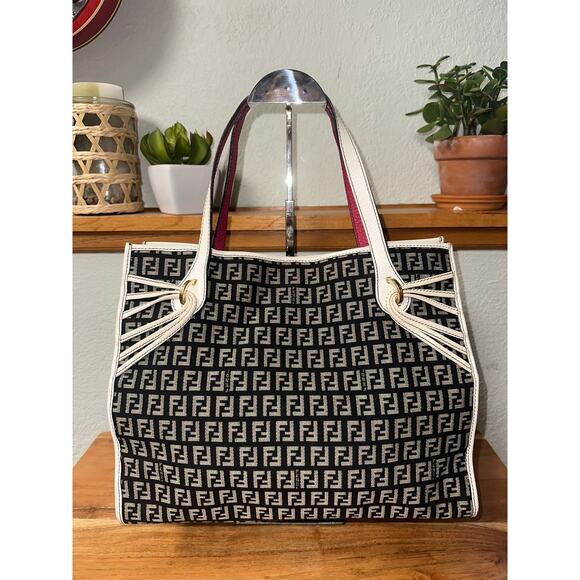 Fendi Zucchino Medium Canvas Tote Vintage - Picture 7 of 8